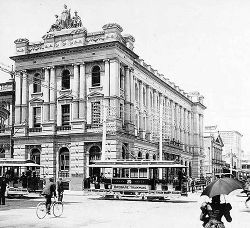 オシャレすぎる!Apple Storeがブリスベンにニューオープン MacArthur Chambers building 1898 - オシャレすぎる!Apple Storeがブリスベンにニューオープン